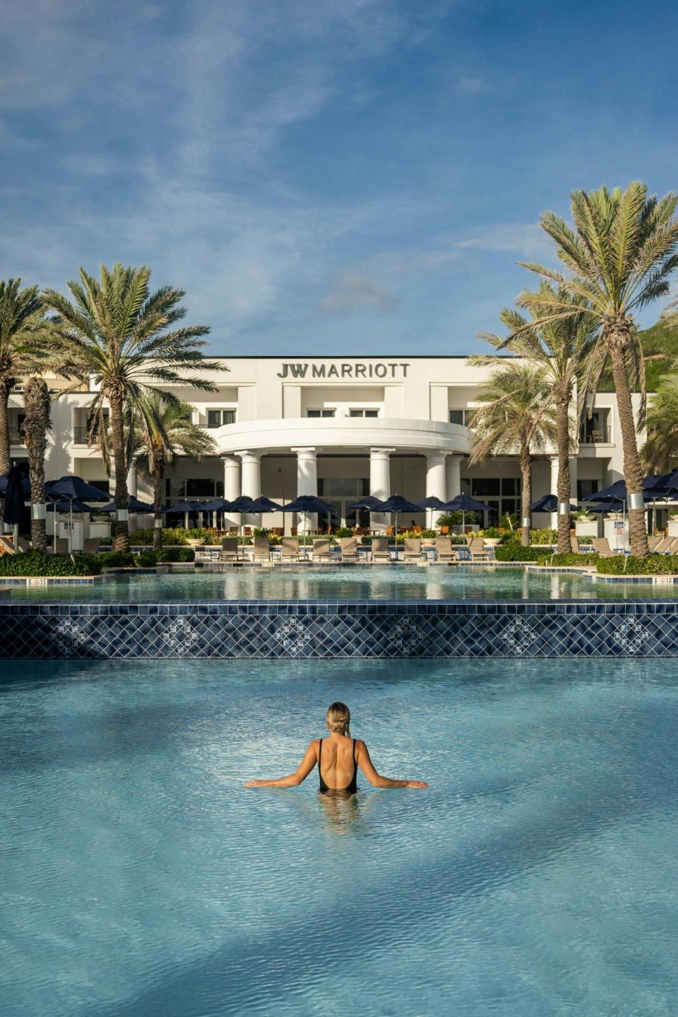 Jw Marriott St Maarten Beach Resort & Spa Dawn Beach Exterior photo